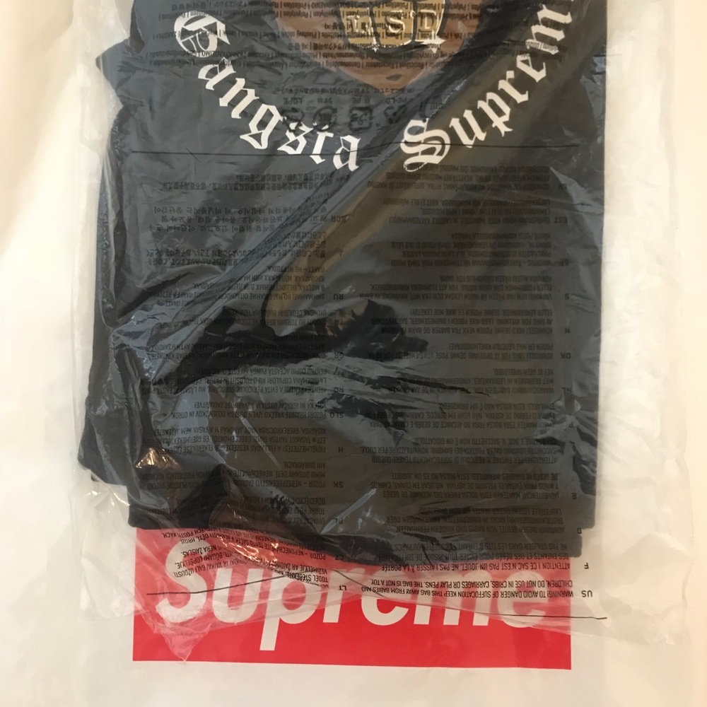 Supreme Life sucks die tee
